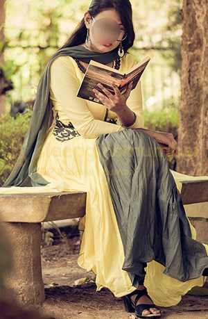 Desi Aunty for sex Indian Bhabi for romance in Mumbai