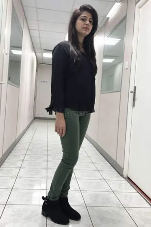 Tina, 30, call girl in Goregaon, Mumbai